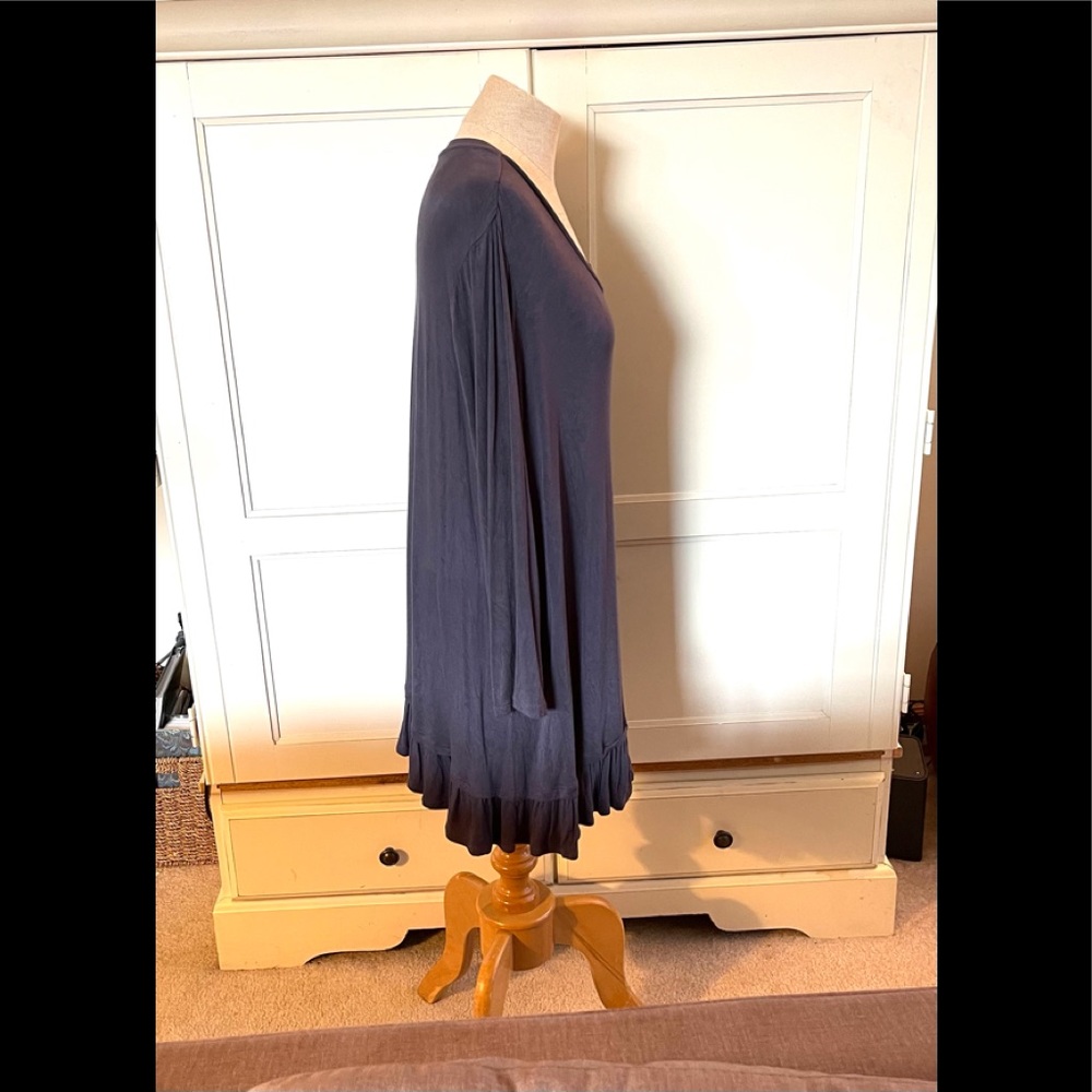 Logo Tunic - Picture 3 of 7